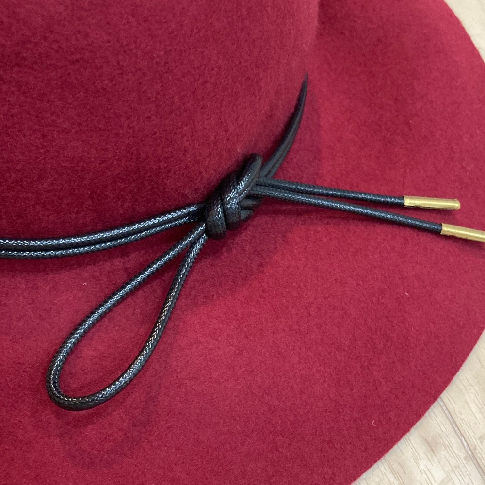 100% wool hat - Picture 7 of 13